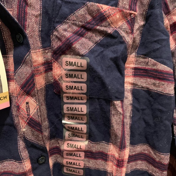 Button down shirt - Picture 2 of 6